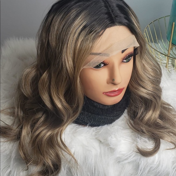 Black and ombré gold synthetic wig for women , cosplay , drag Queen - Picture 5 of 5